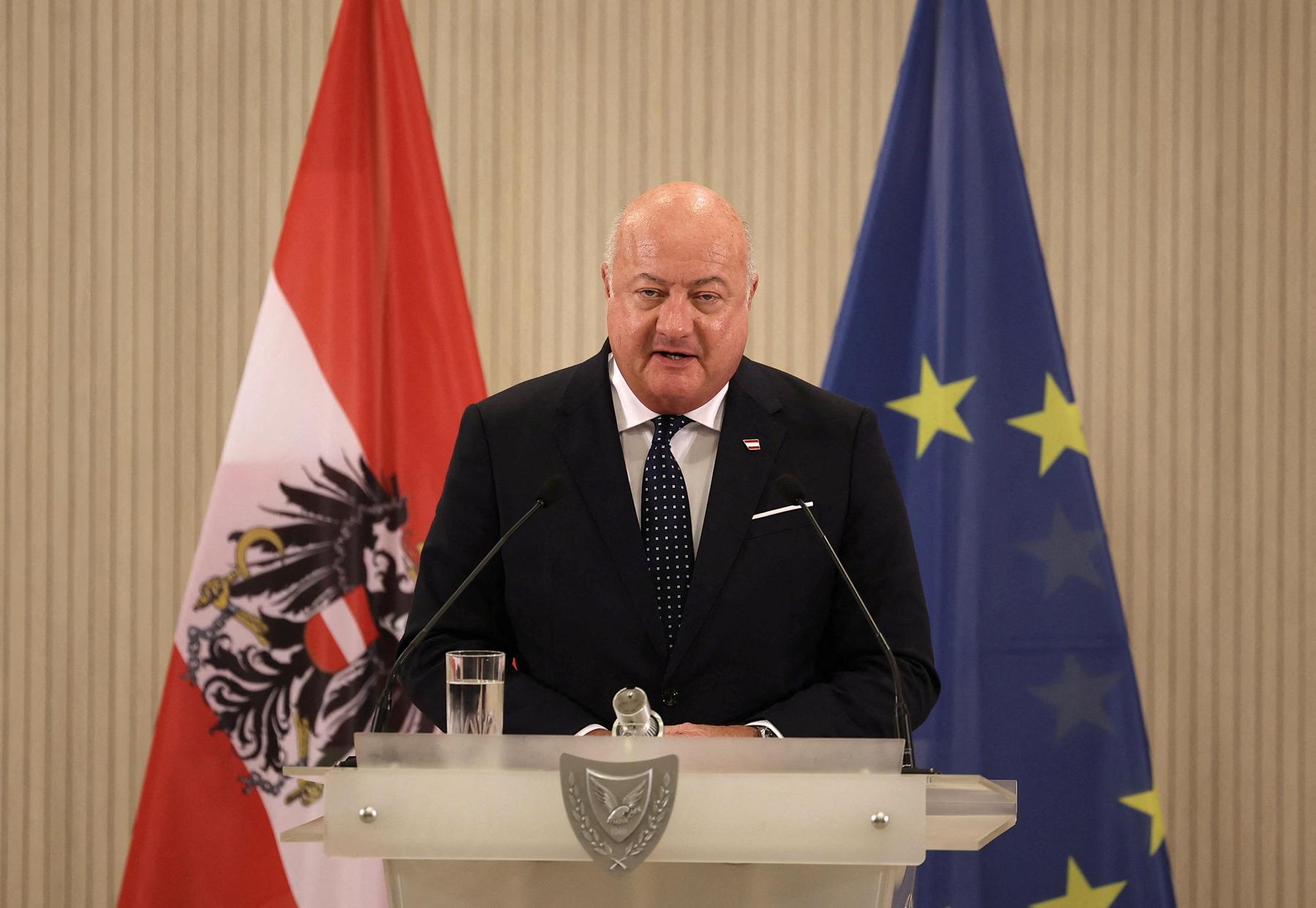 Stocker will „Österreich-Aufschlag“ bei Lebensmitteln „nicht akzeptieren“