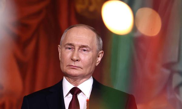 Zur Angelobung für seine fünfte Amtszeit kehrt Wladimir Putin den Kriegsherrn hervor, vor dem Gegner zittern sollen.  