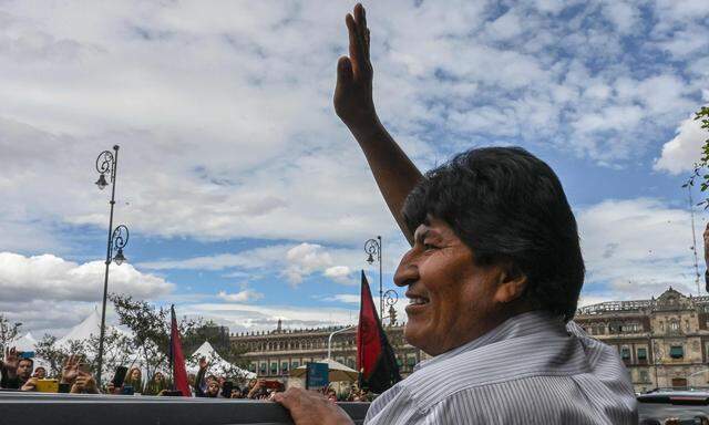 MEXICO-BOLIVIA-CRISIS-EXILE-MORALES