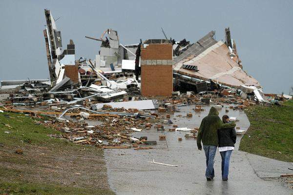 Das Unwetter hat gewaltige Schäden angerichtet, am stärksten betroffen ist die Stadt Joplin.