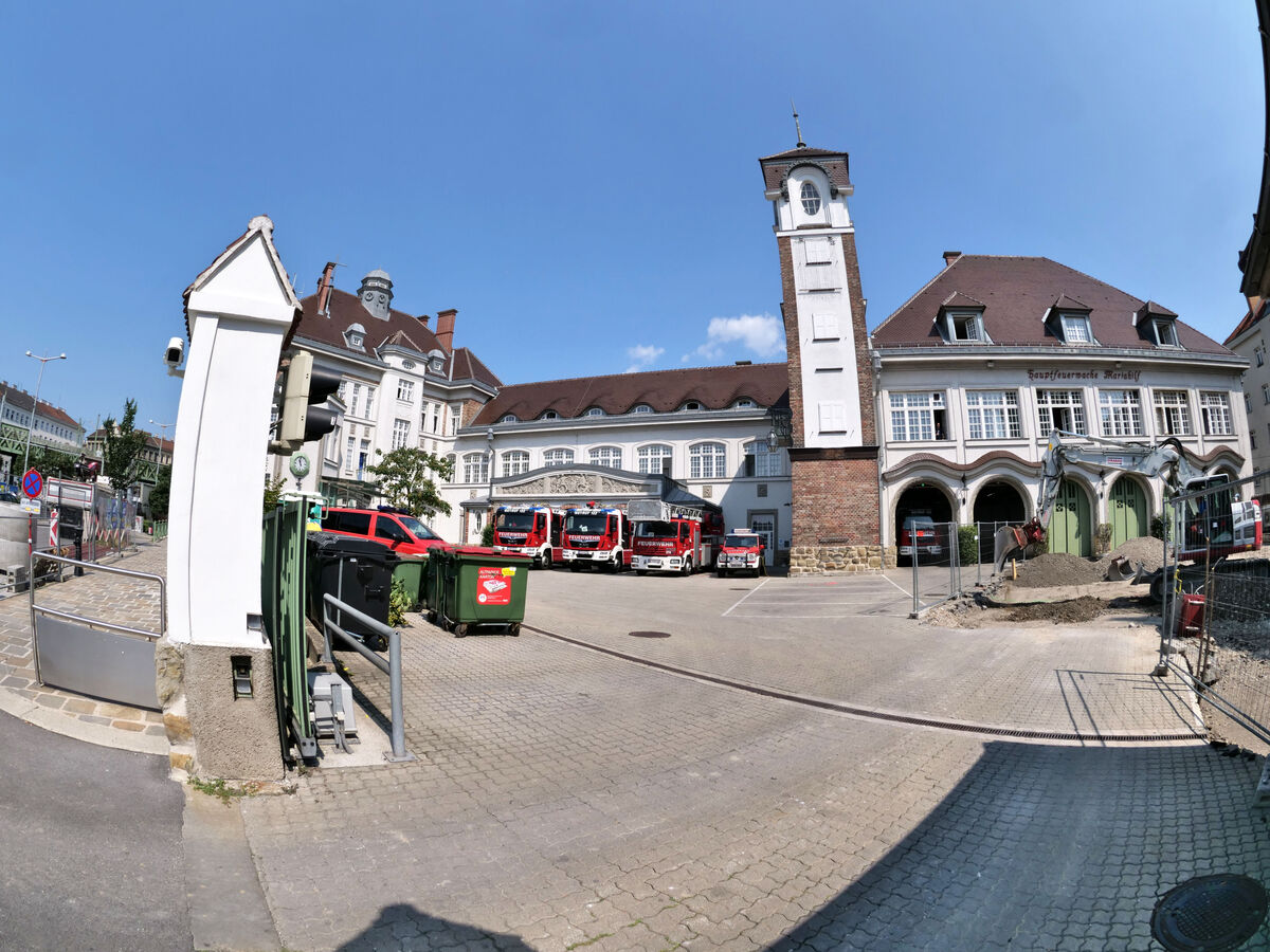 Gumpendorf Ein Kunststück am Gürtel und keiner schaut hin