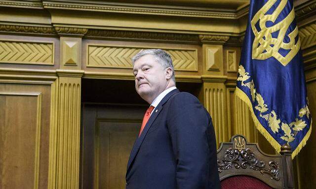 Der ukrainische Präsident Petro Poroschenko im Parlament