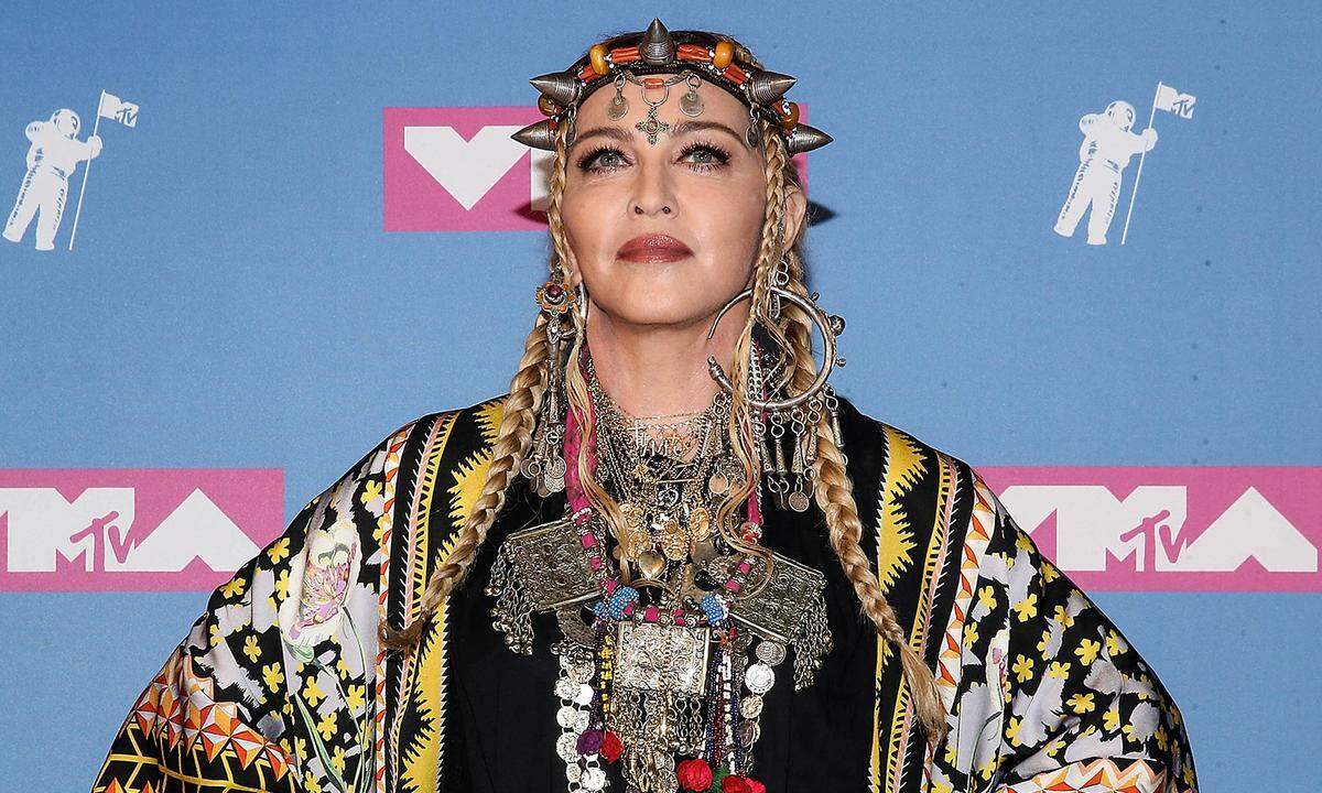 Pop-Ikone Madonna, die vor kurzem ihren 60. Geburtstag feierte, ist stolze Mama von sechs Kindern, davon hat sie vier adoptiert.