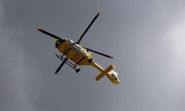 Zwei Tote bei Felssturz in Bärenschützklamm: Vier Hubschrauber waren im Einsatz