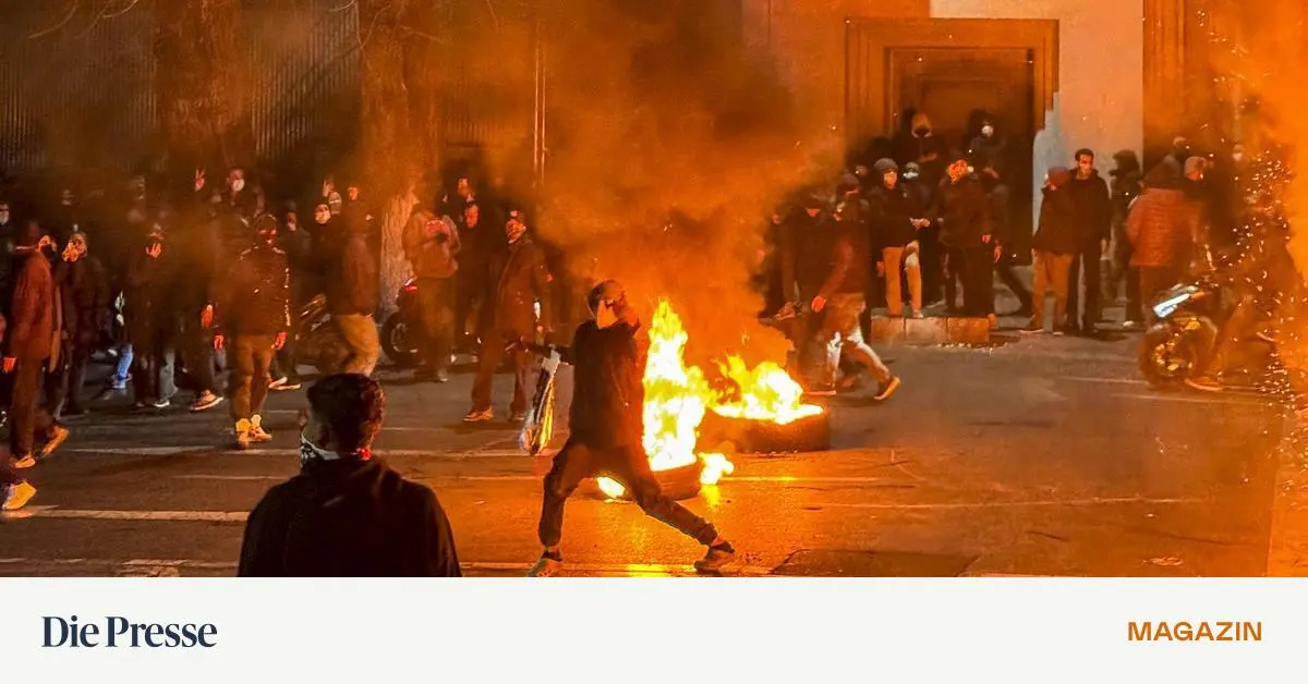 Stimmen-aus-dem-Iran-Das-Regime-f-hrt-Krieg-gegen-das-eigene-Volk-premium-