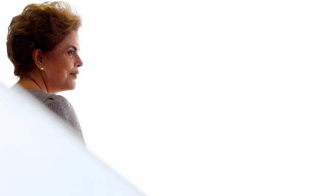 Die ehemalige brasilianische Guerilla-Kämpferin Dilma Rousseff dürfte in den kommenden Tagen die Schlacht um ihr Präsidentenamt endgültig verlieren.
