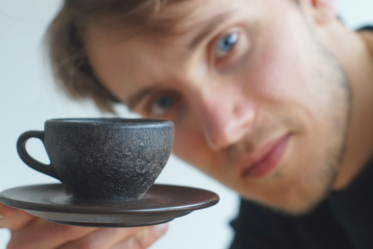 „Die ersten  Versuche waren noch Kaffeesatz mit Karamell“, sagt  Julian Lechner.  