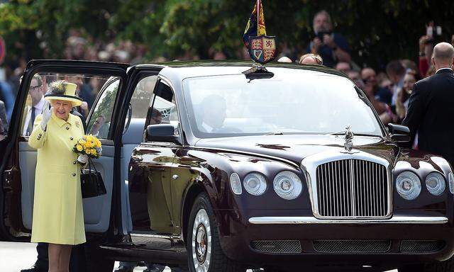 Britische Queen besucht Deutschland