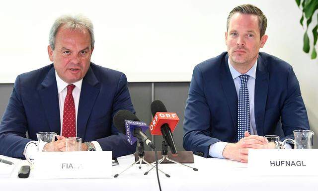 Die neuen Asfinag- Vorstände Fiala und Hufnagl am Montag bei der Bilanzpressekonferenz.