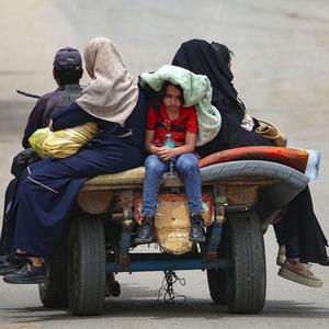 In den letzten Tagen hätten 100.000 Menschen Rafah verlassen, berichtet die UNO.