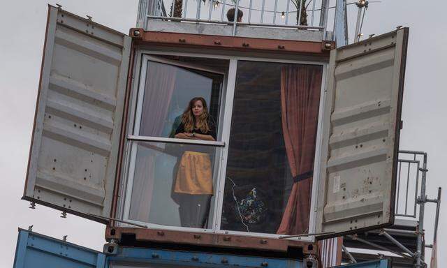 Als Fenster zur großen frankophonen Welt präsentiert sich Frankreich in Frankfurt. Bild: Container- Konstruktion des Verlags Kein & Aber auf der Buchmesse.
