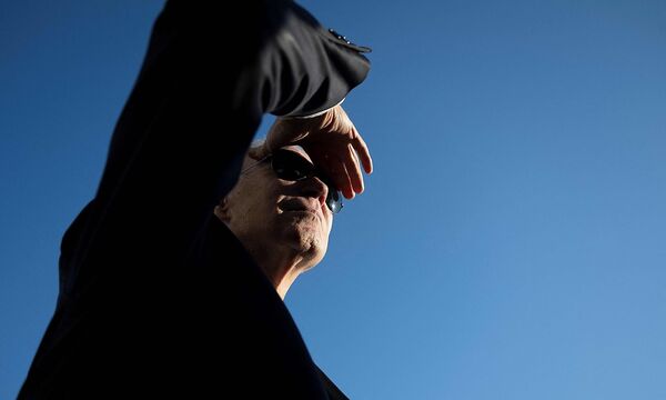 Biden am Montag vor dem Weißen Haus.