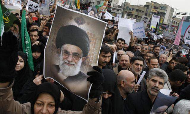Regierungsfreundliche Demonstration in Teheran