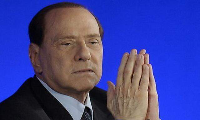 Italien: Abgeordnete flüchten aus Berlusconis Lager