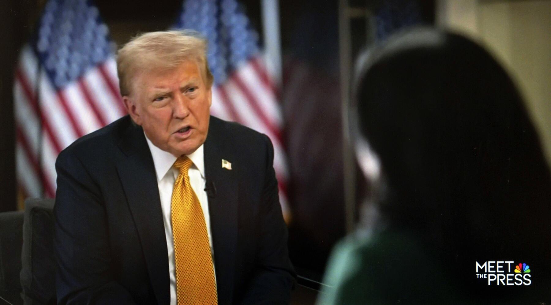 „Sie sind entweder dumm oder korrupt“: Trump bricht TV-Inter