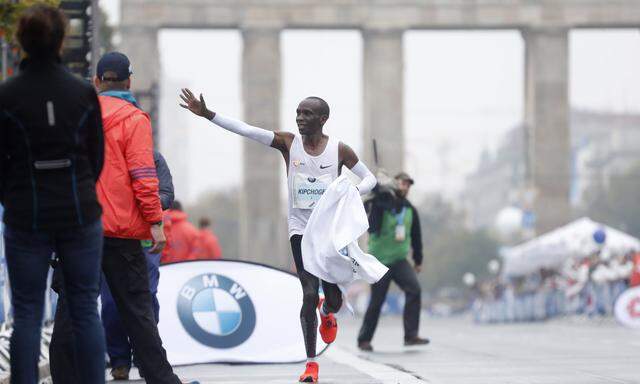 Eliud Kipchoge hat den 44. Berlin-Marathon gewonnen