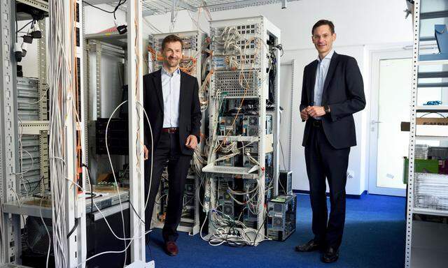 Die TTTech-Gründer Stefan Poledna (l.) und Georg Kopetz können sich über einen neuen starken Partner freuen.