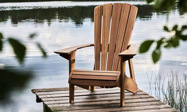 Ein „Adirondack Chair“ aus der Kollektion des Hamburger Labels Be Seaside                  