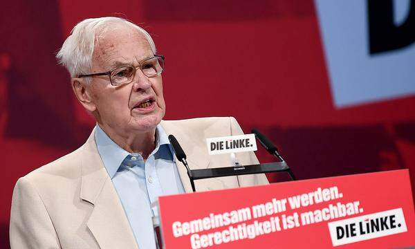 Modrow starb in der Nacht zum Samstag im Alter von 95 Jahren, wie die Linke im Bundestag mitteilte.