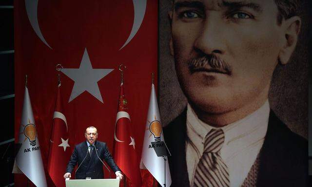 Der türkische Präsident Recep Tayyip Erdogan kommt nach Deutschland und wird möglicherweise auch die Moschee in Köln besuchen.
