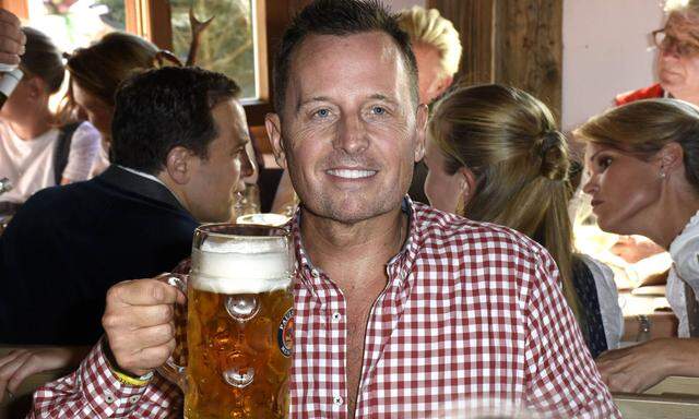 Richard Grenell, bisher US-Botschafter in Deutschland, soll nach dem Willen Donald Trumps der Koordinator der 17 US-Nachrichtendienste werden. Geheimdiensterfahrung bringt er aber keine mit.