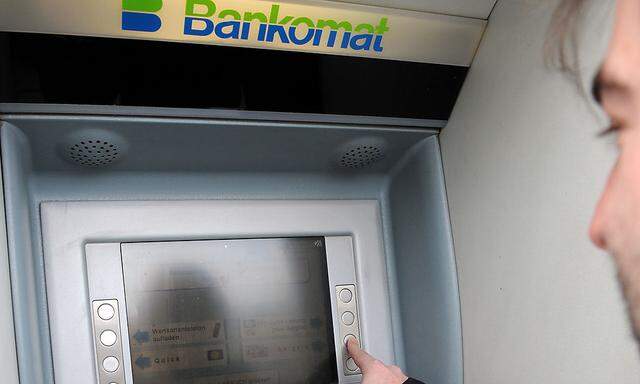 Stundenlanger Bankomaten-Ausfall in ganz Österreich 