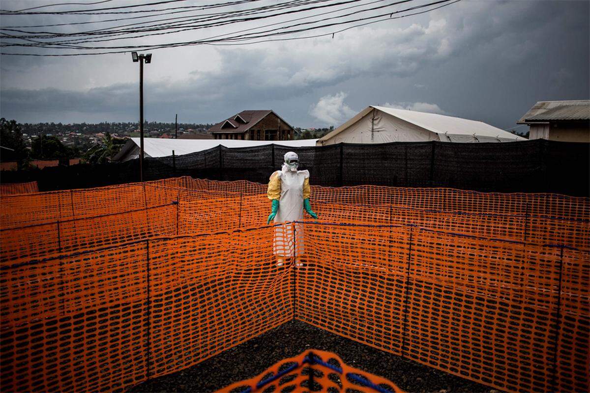 Ein Behandlungszentrum für Ebola in der Republik Kongo, fotografiert von John Wessels.