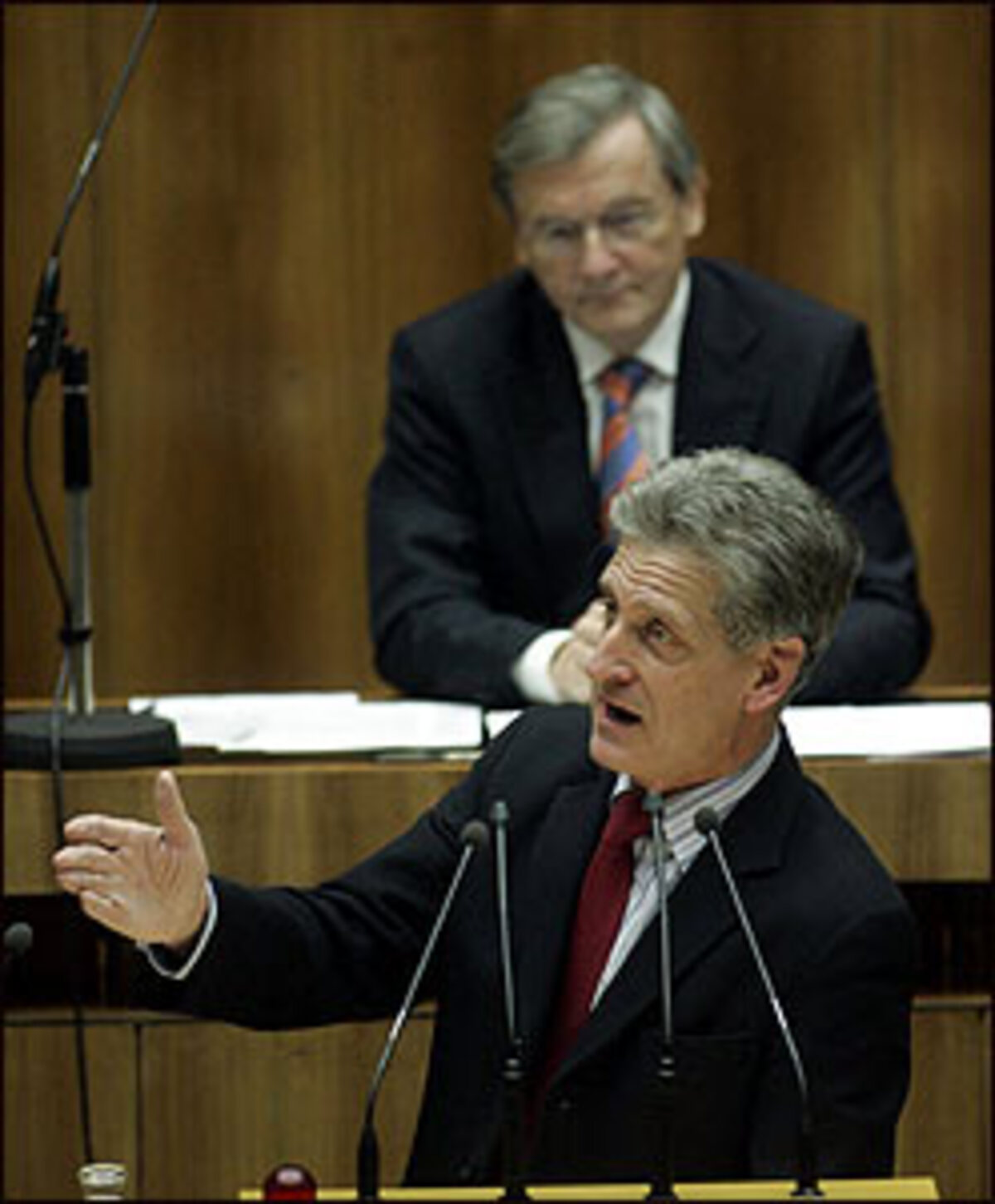 "Wir haben es einfach satt, und Sie werden sich das auch in Zukunft anhören."SP-Klubchef Josef Cap wettert gegen die ÖVP.