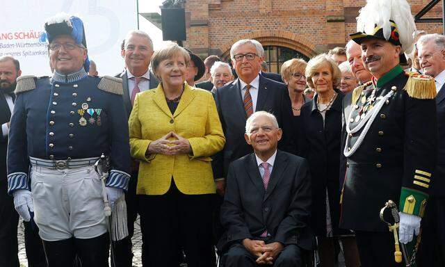 Geburtstagsparade für Schäuble in badischer Heimat mit Merkel und Juncker.