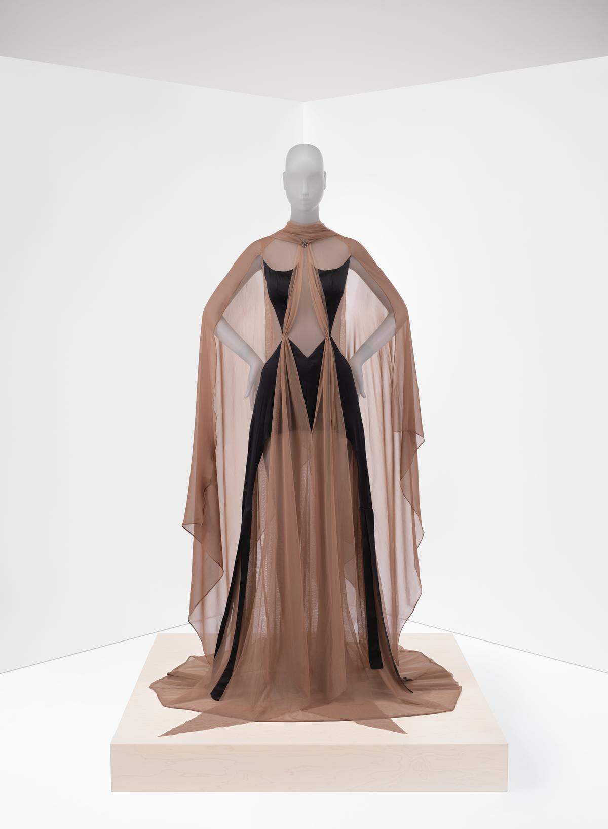 „Parfleche“-Kleid von Jamie Okuma 