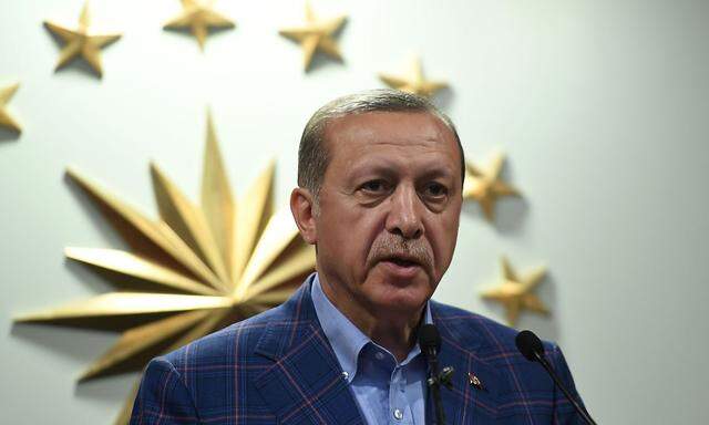 Präsident Erdogan sieht sich als Sieger der Abstimmung.