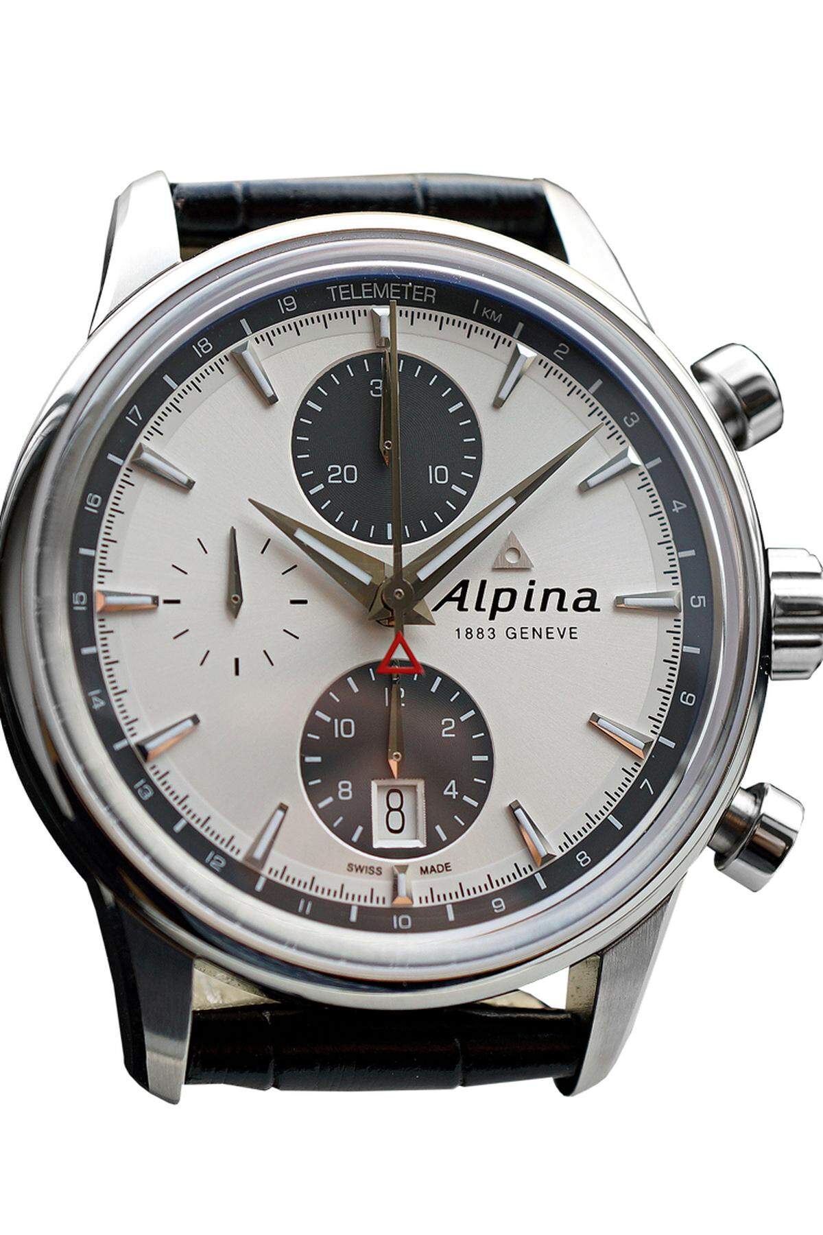 Die Marke startet heuer so richtig durch. Der hier gezeigte Chronograf ist nur ein Modell von vielen. Das historische Konzept „Alpina 4“ (= wasserdicht, amagnetisch, stoßgesichert, Edelstahl) wird bei allen Neuen durchgezogen.