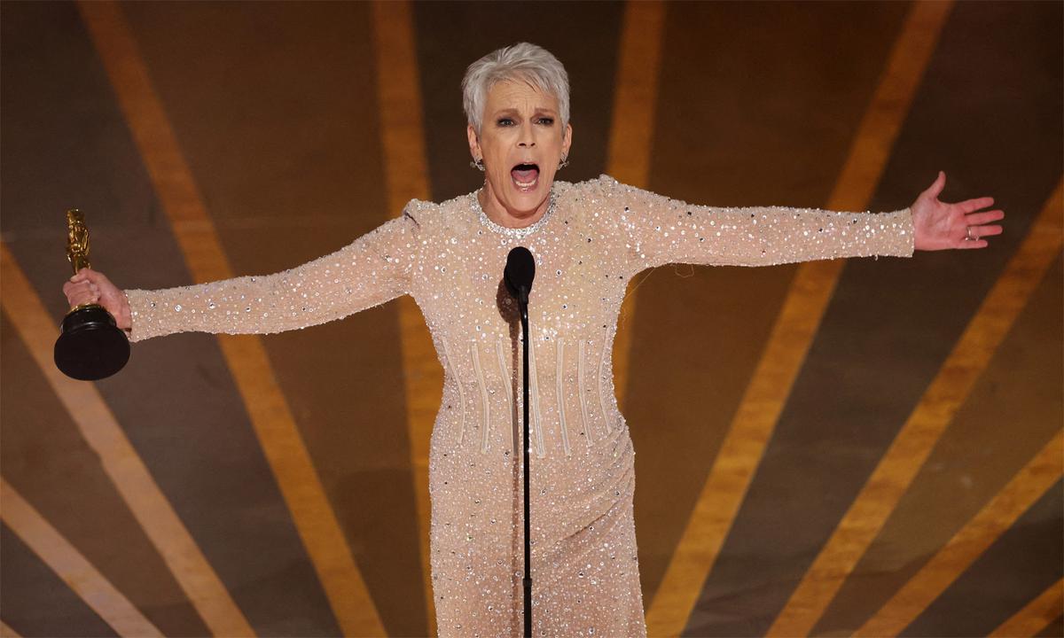 Jamie Lee Curtis erinnert an ihre Eltern: "I just won the Oscar!".