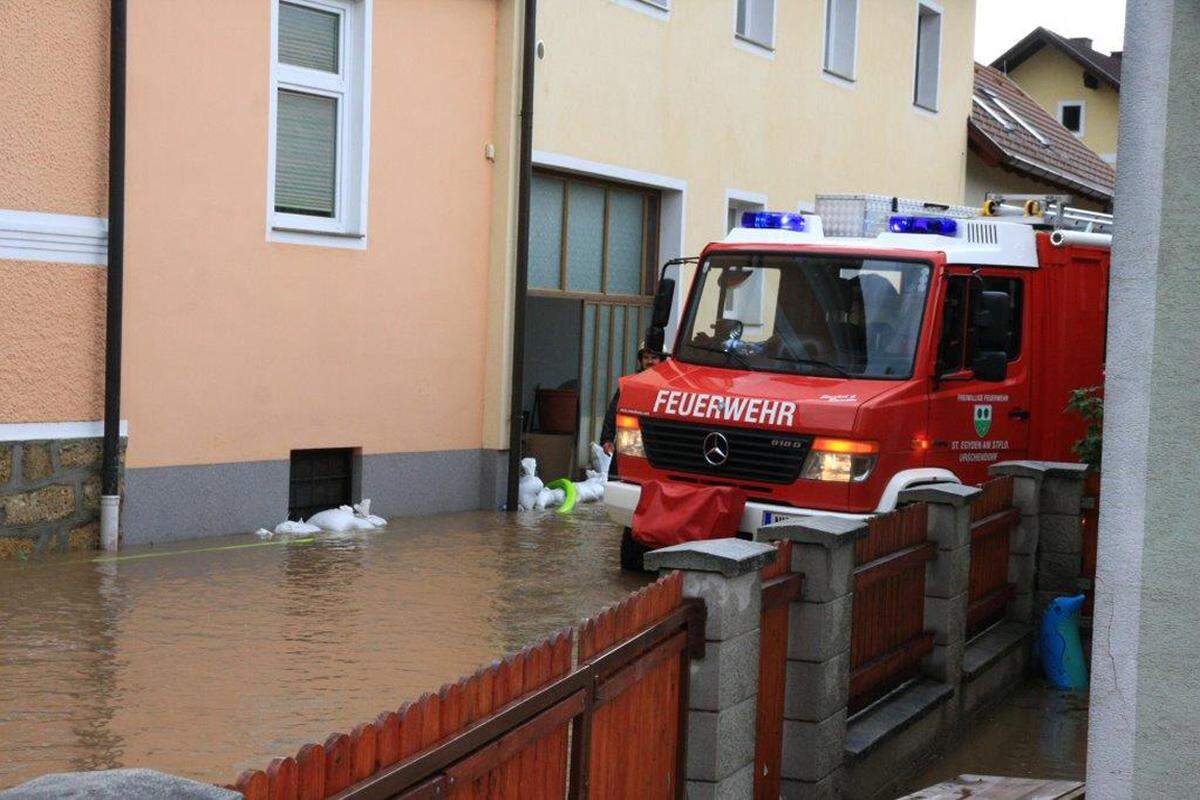 Freitag, 17 Uhr. Überflutung im Bezirk Neunkirchen.