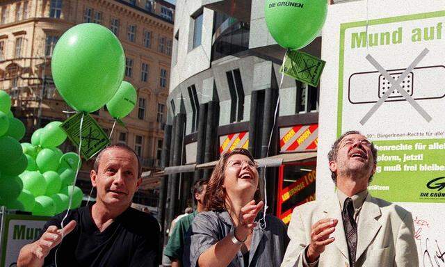 Als die Grünen noch abhoben: Peter Pilz, Terezija Stoisits, Alexander Van der Bellen 1999.