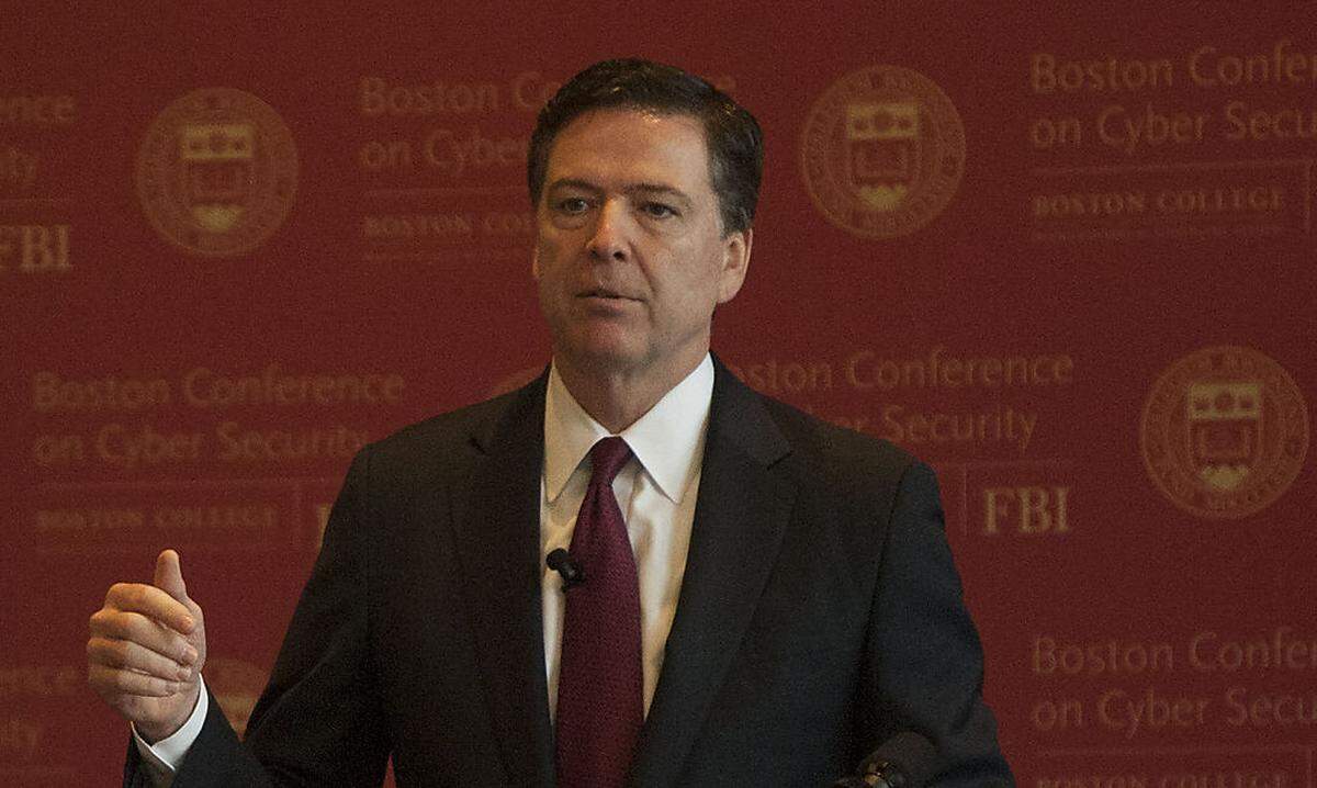 Der Jurist und Wirtschaftsmanager James Brien Comey hat am 4. September 2013 das Amt des FBI-Direktors übernommen. Von 2003 bis 2005 war er stellvertretender Justizminister.