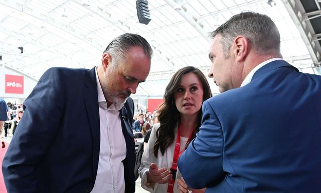 Doskozil, Grubesa und Babler am Samstag beim Parteitag in Linz.