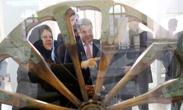 German Economy Minister Gabriel visits the National Museum of Iran in Tehran