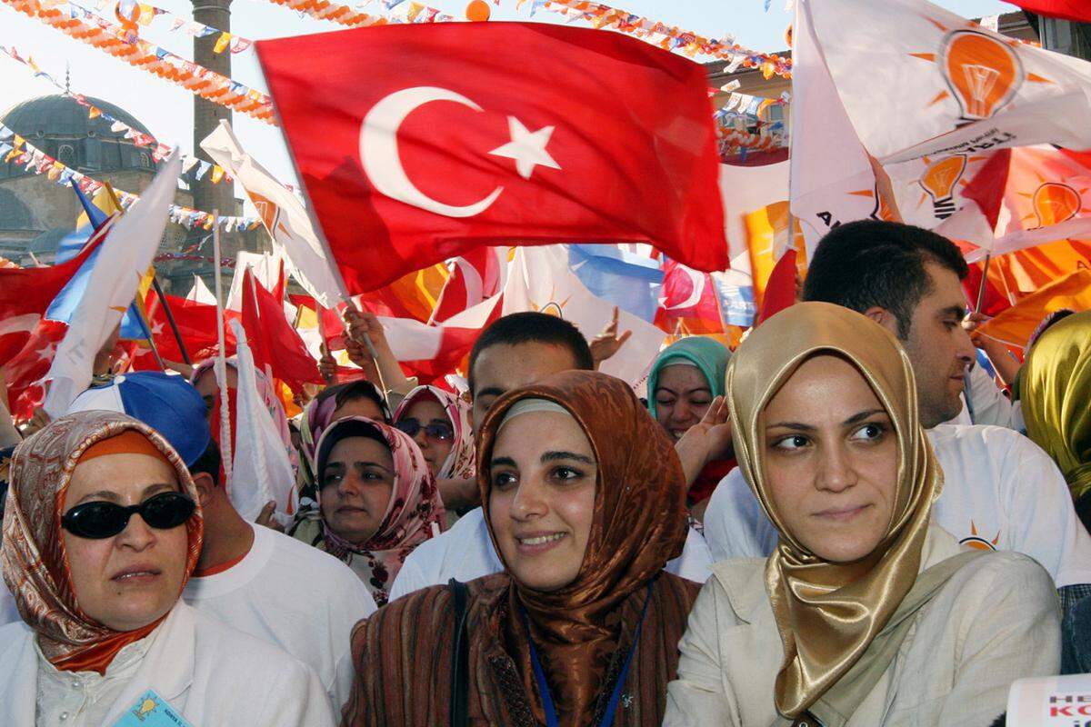 Bei der Parlamentswahl 2007 siegte Erdogans AKP mit 46,7 Prozent der Stimmen.