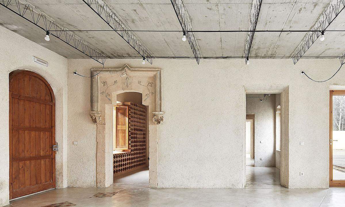 Ein weiters mit Gold ausgezeichnetes Projekt der Kategorie Sonstige Bauten ist die Reform of Oenological Station in Palma de Mallorca von Aulets Arquitectes.