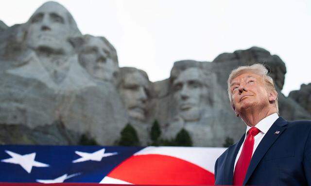 Donald Trump besuchte zuletzt am 4. Juli Mount Rushmore im Bundesstaat South Dakota.