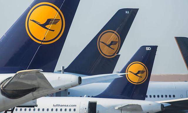 Lufthansa fühlt sich von Golf-Airlines bedroht.