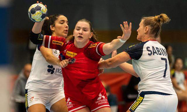 Katarina Pandza leistete mit neun Toren einen großen Beitrag zum Sieg. Im Bild beim Testspiel gegen Portugal (Archivbild)