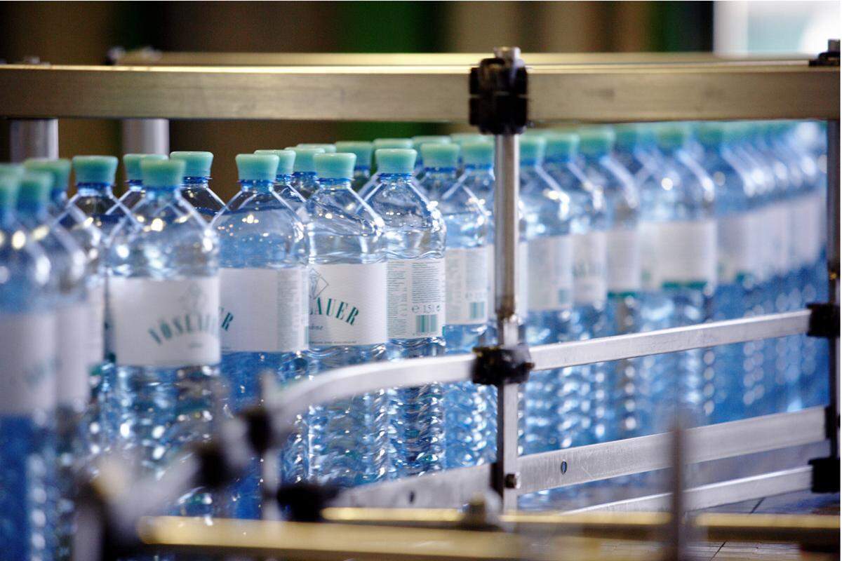 Der Marktführer bei Mineralwasser ist eine 100-Prozent-Tochter der Ottakringer AG und beschäftigt 180 Mitarbeiter. Der Umsatz von Vöslauer betrug im Vorjahr 94,6 Mio. Euro. Vöslauer erreichte bei der Markenbindung 33 Prozent, bei der gestützten Bekanntheit 92 Prozent.