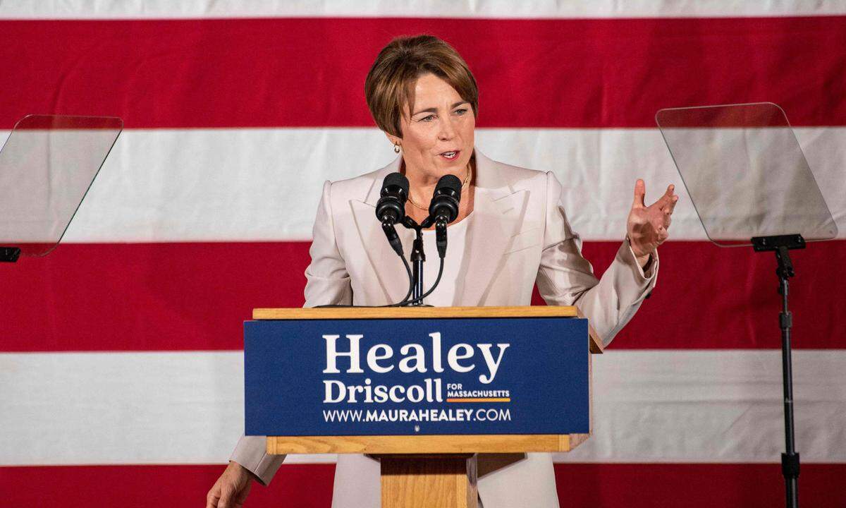 Maura Healey von den Demokraten wird nicht nur die erste Gouverneurin von Massachusetts, sondern auch die erste offen homosexuell lebende Gouverneurin der USA.