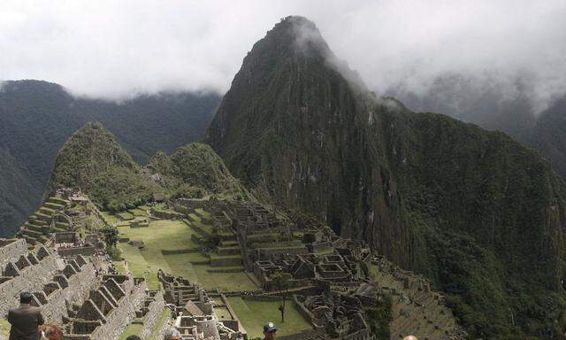 PERU PEOPLE TOURISM SUSAN SARANDON
