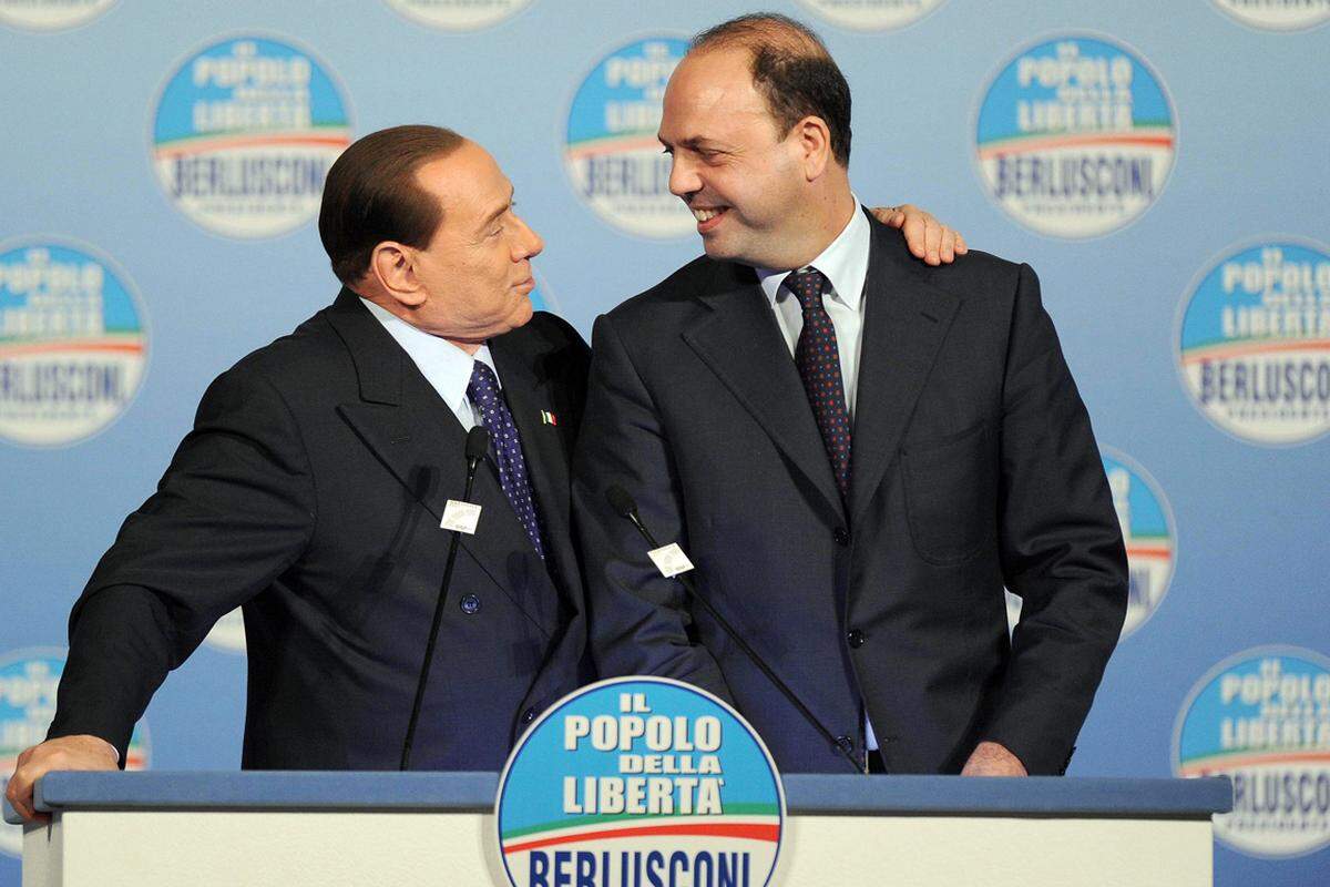 Berlusconi ist Spitzenkandidat der Allianz, schlägt aber PdL-Chef Angelino Alfano als Regierungschef vor. Er selbst wünscht sich den Posten als Wirtschaftsminister. Sollte seiner Koalition aber wider Erwarten der Sieg gelingen, würde es in Italien wohl niemanden überraschen, wenn der ''Cavaliere'' sich doch für den Premier-Posten entscheidet.