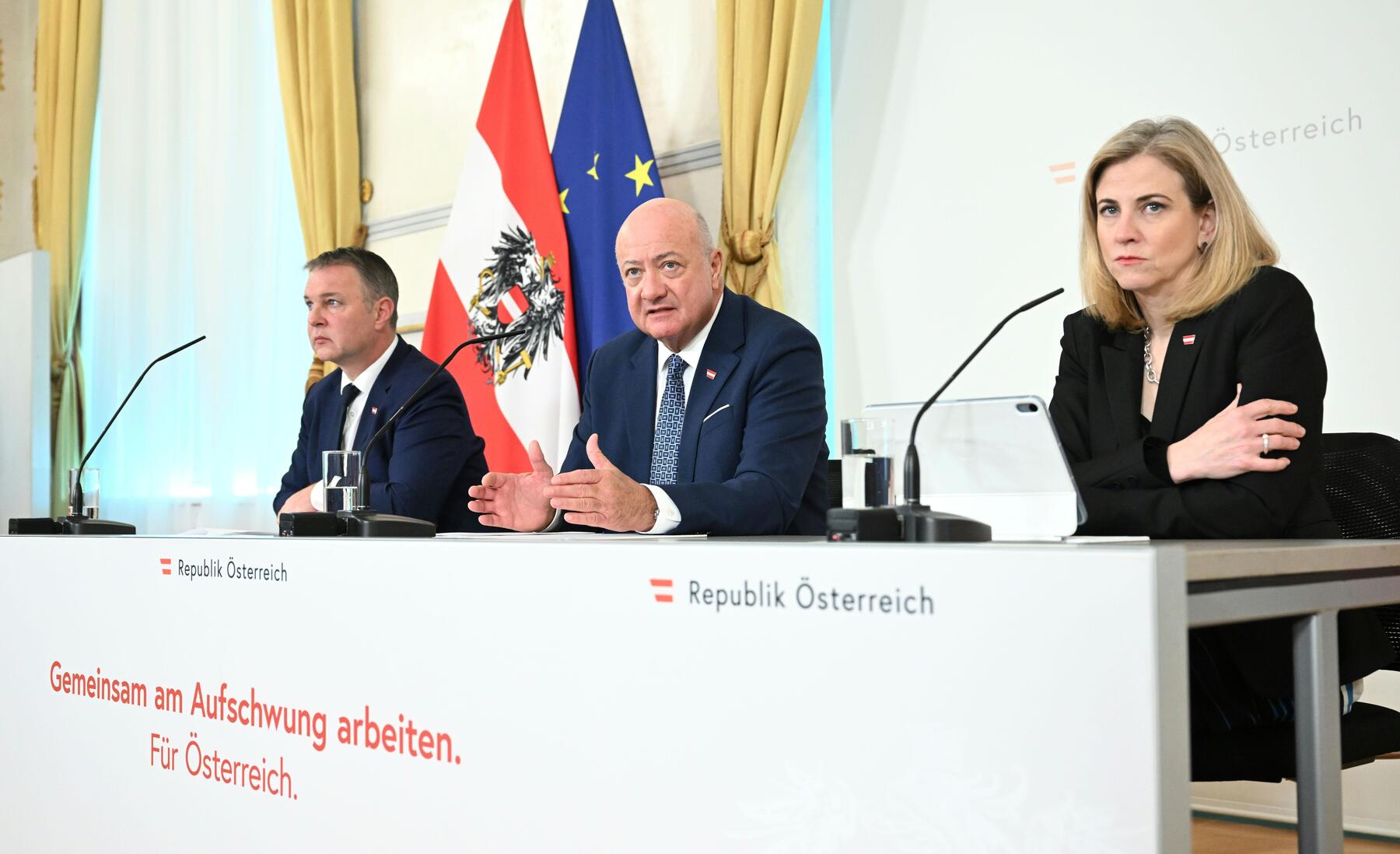 Grabenkampf in der Koalition: Die Scharmützel um die Sicherheit [premium]