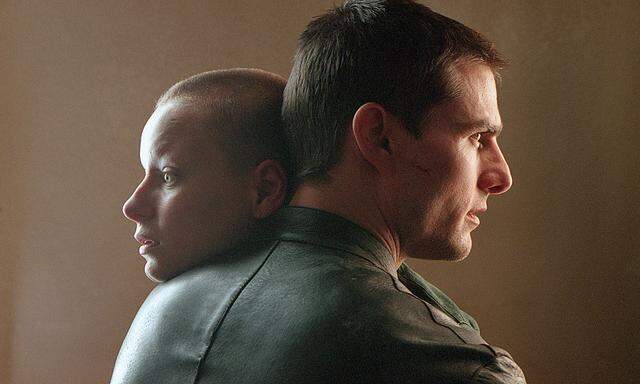 Samantha Morton und Tom Cruise in ''Minority Report''