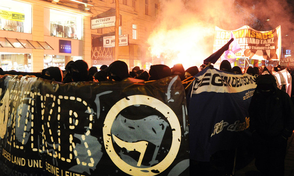KZ-Überlebende protestieren gegen FPÖ-Ball in Hofburg